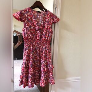 Pretty Garden floral mini dress size Small